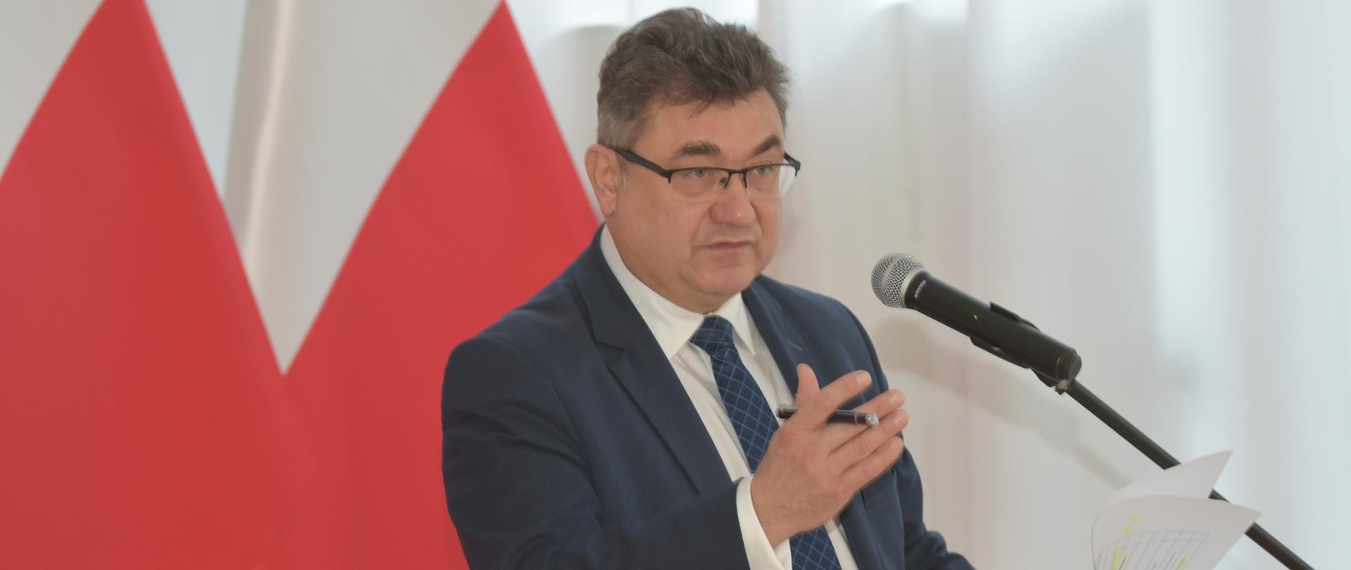Wiceminister Grzegorz Tobiszowski