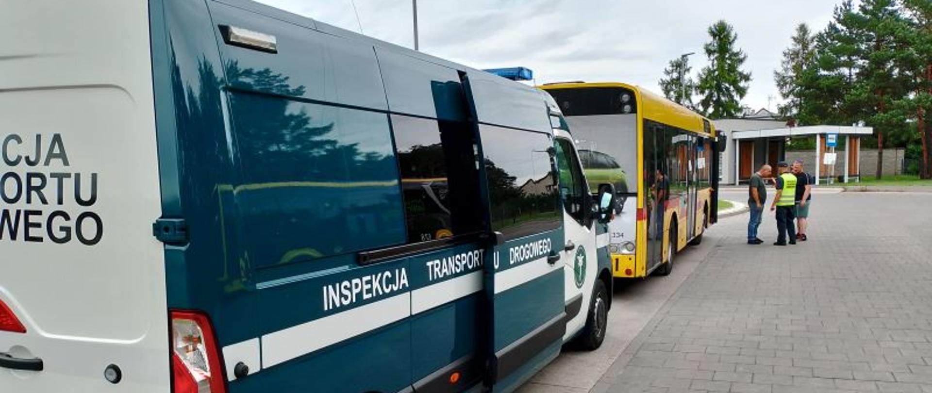 Kontrole autobusów komunikacji miejskiej 
