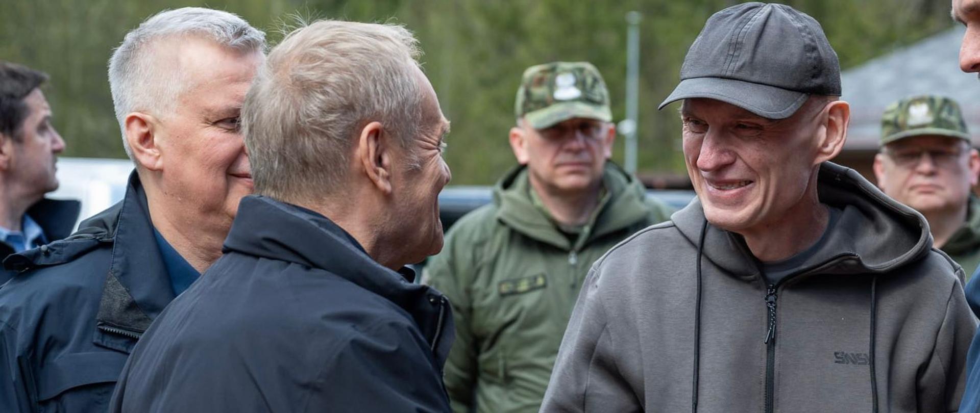 PM Tusk with Andrzej Poczobut