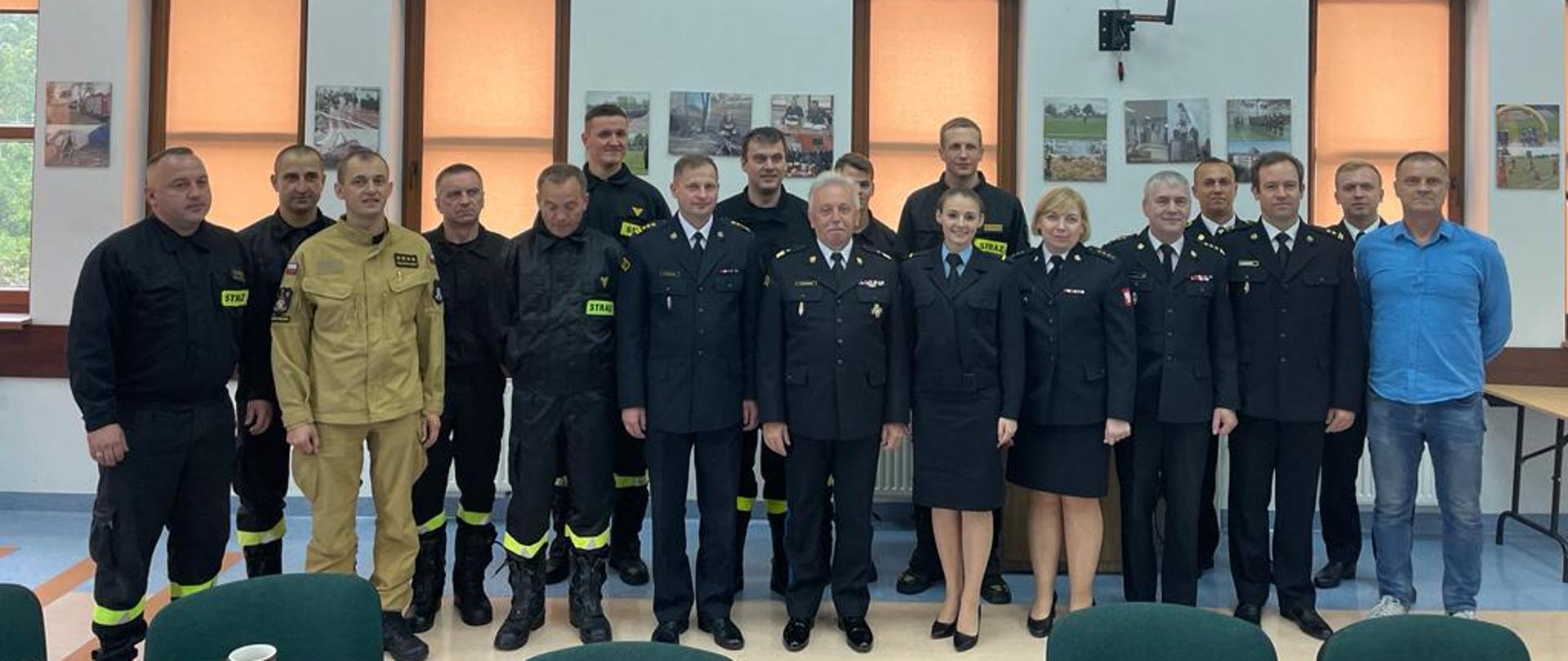 Wizyta Mazowieckiego Komendanta Wojewódzkiego PSP u sokołowskich strażaków