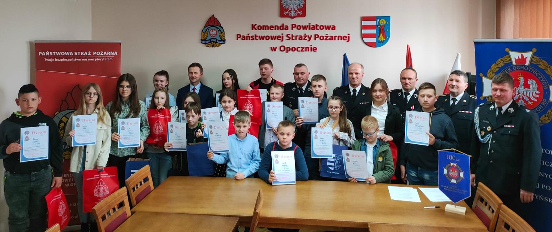 uczestnicy eliminacji powiatowych