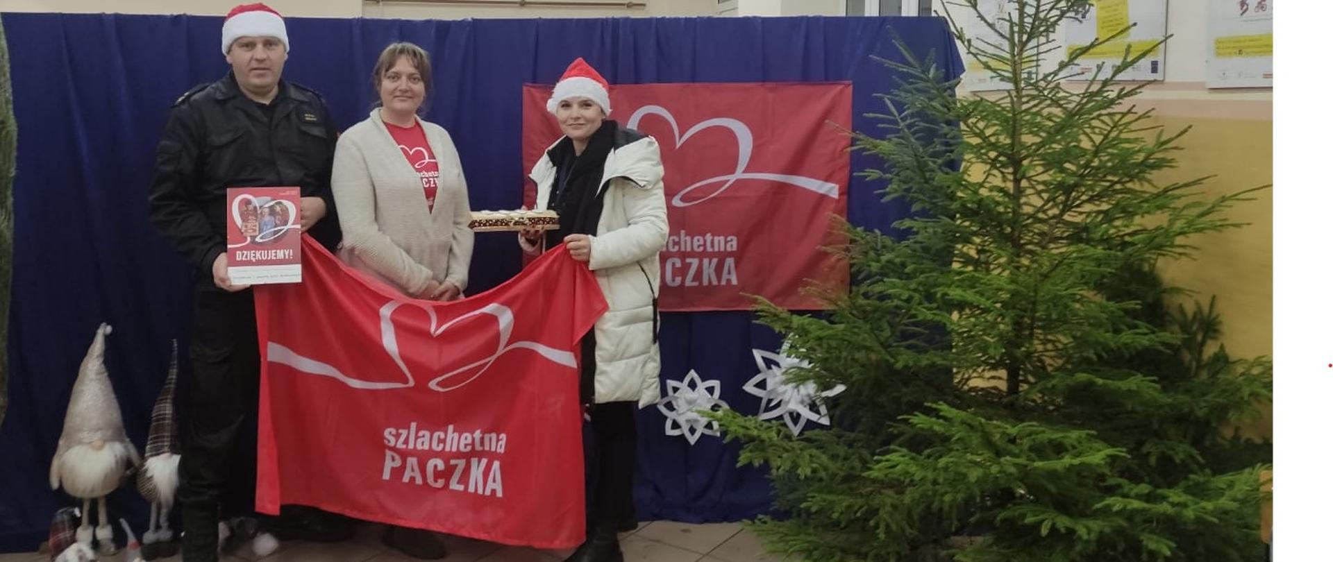 „Szlachetna Paczka” od strażaków i pracowników Komendy Wojewódzkiej PSP - prezenty zostały przekazane.