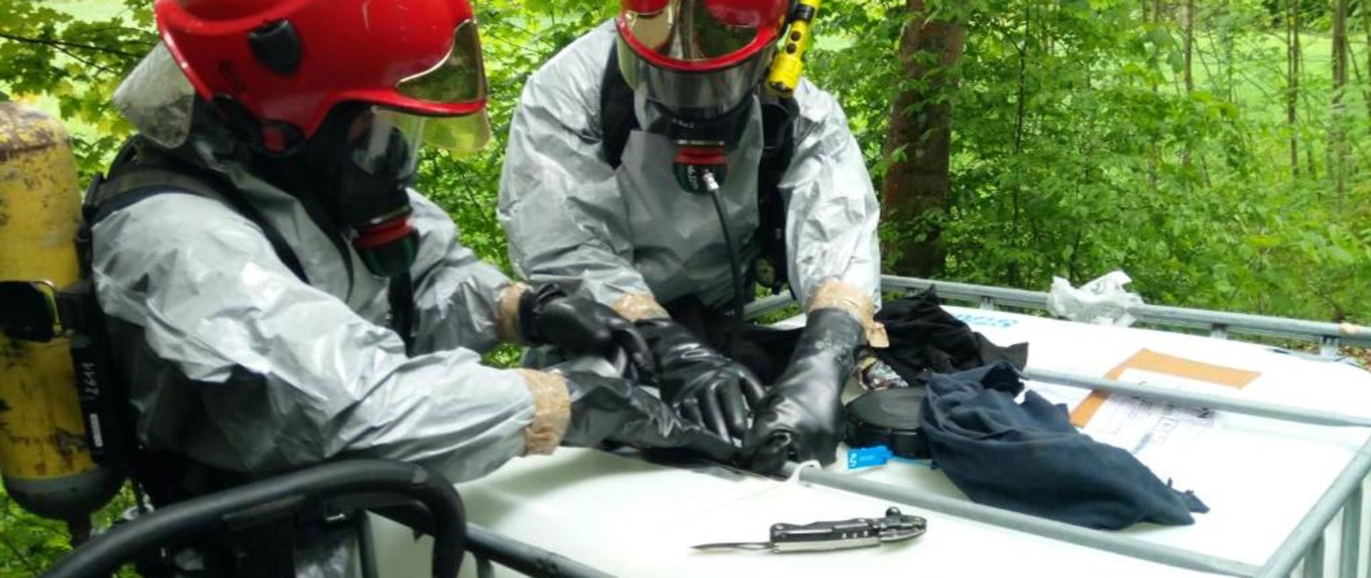 Rozszczelnienie zbiornika z substancją- trasa Sulechówko - Kukułczyn gmina Malechowo 