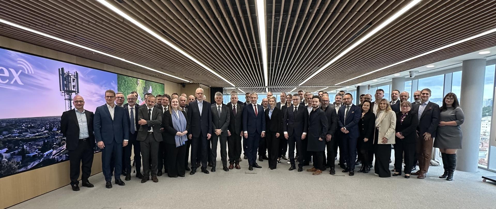 Representantes de las empresas polacas presentes en el Mobile World Congress en Barcelona.