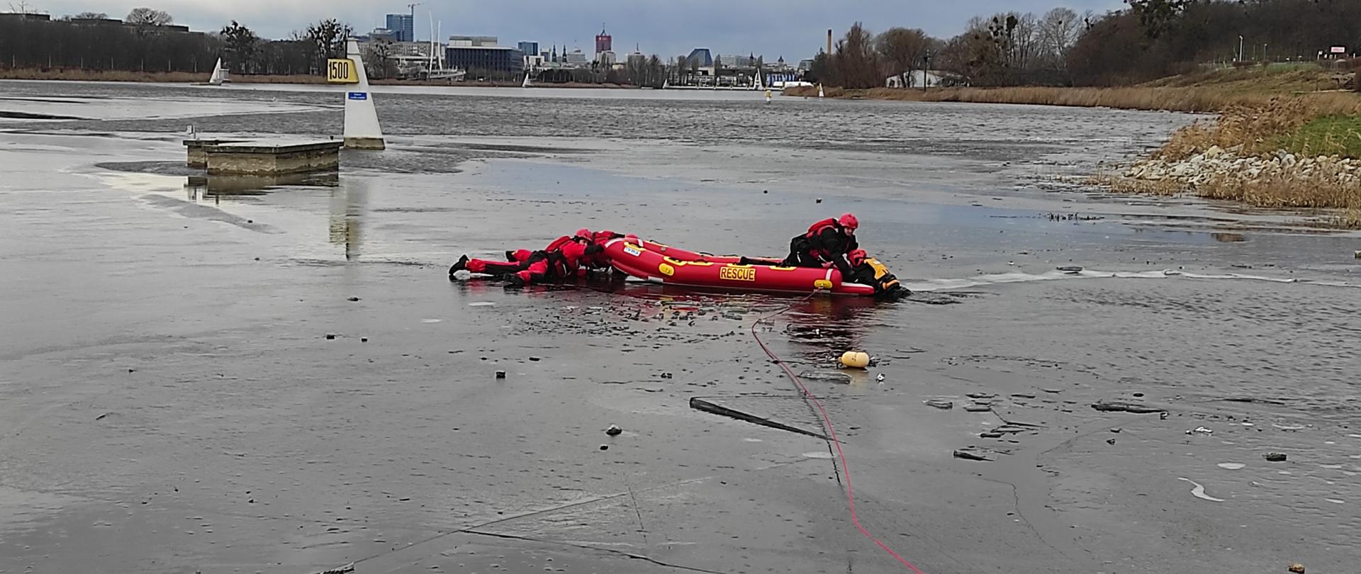 Ćwiczenia z podejmowania osób poszkodowanych