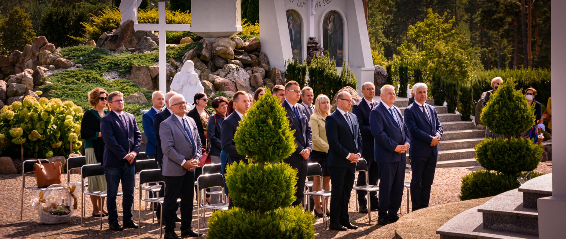 Pielgrzymka parlamentarzystów oraz pracowników administracji do Świętej Wody