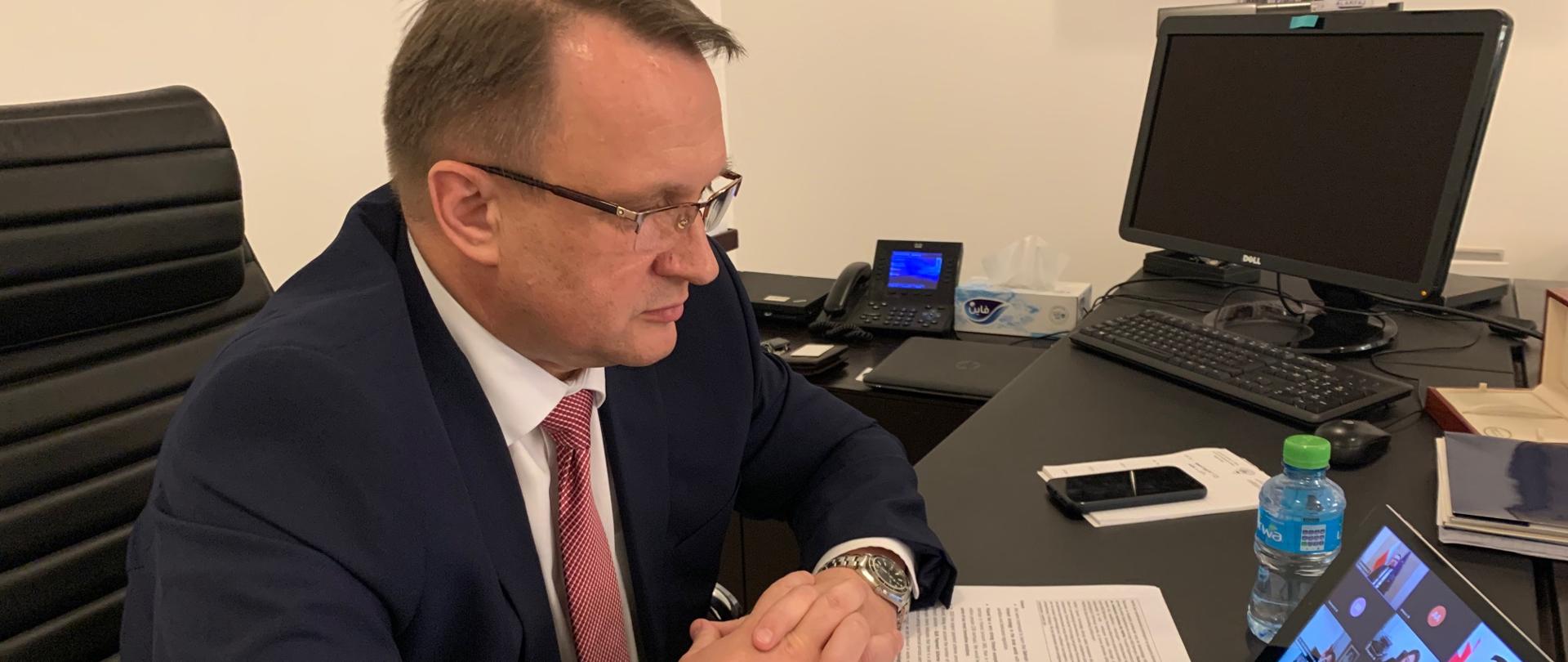 Ambasador RP Paweł Lechowicz