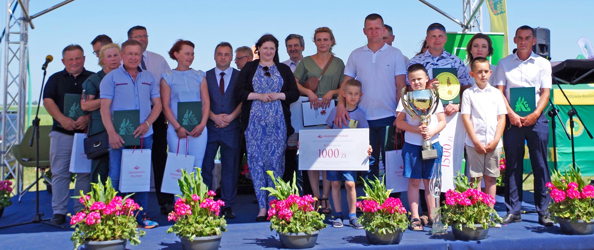 Pod honorowym patronatem ministra rolnictwa i rozwoju wsi Grzegorza Pudy odbyły się Krajowe Dni Pola Minikowo 2021 i Międzynarodowe Targi Rolno-Przemysłowe AGRO-TECH Minikowo.