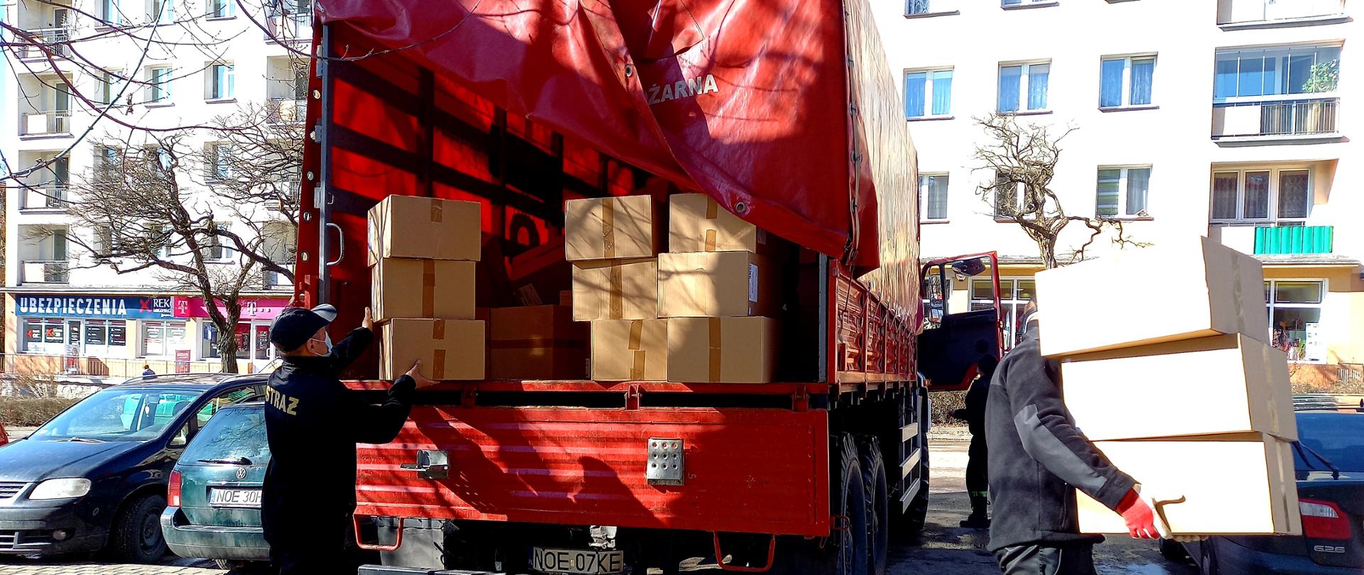 Dystrybucja maseczek - straż olecko