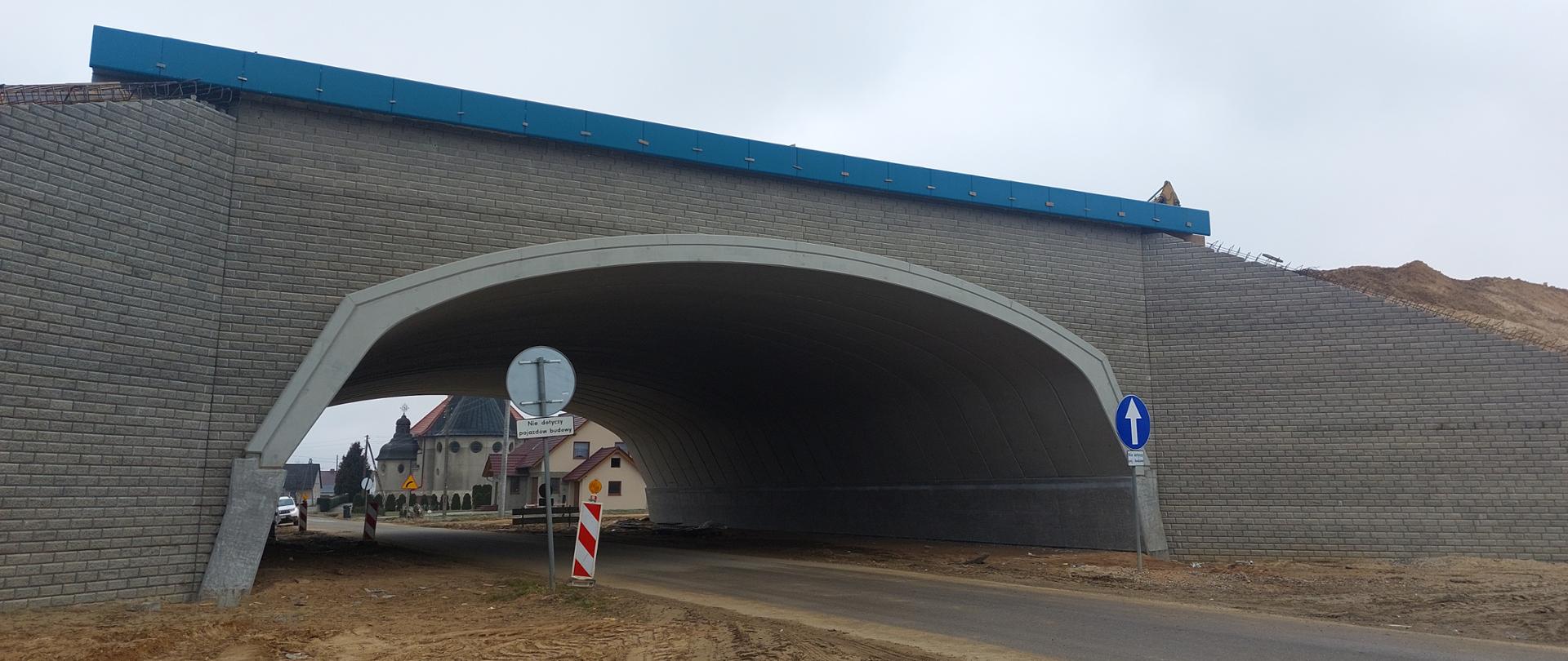 Obiekt WS-25 w ciągu drogi ekspresowej S11