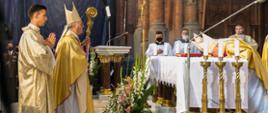 Ingres Arcybiskupa Józefa Guzdka do Archikatedry Białostockiej