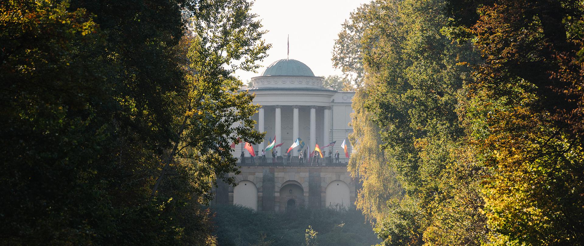 Zdjęcie_2_-_College_of_Europe_in_Natolin