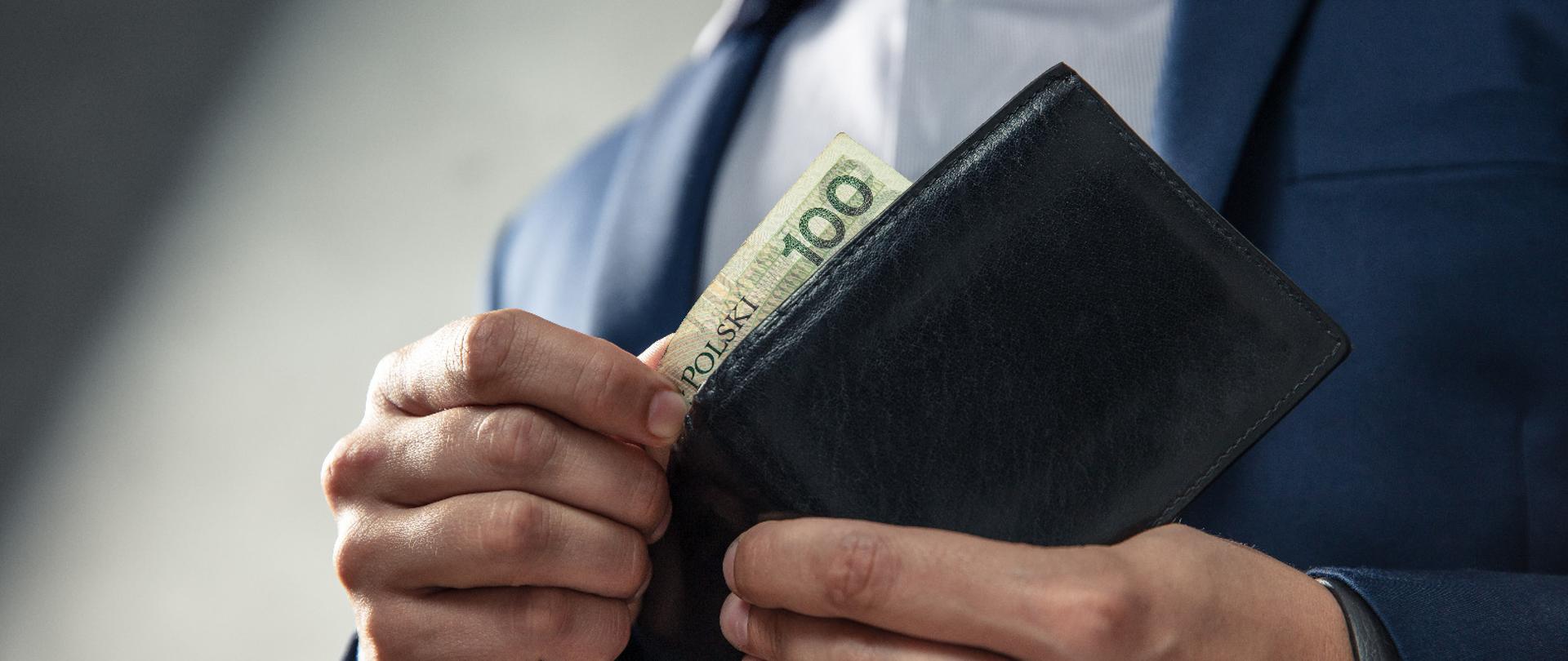 Płaca minimalna w górę! 3000 zł – tyle wynosi propozycja rządu dot. minimalnego wynagrodzenia za pracę w 2022 r.