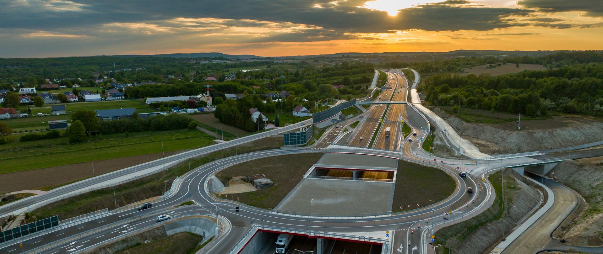 S52 Północna Obwodnica Krakowa, węzeł Zielonki i tunel