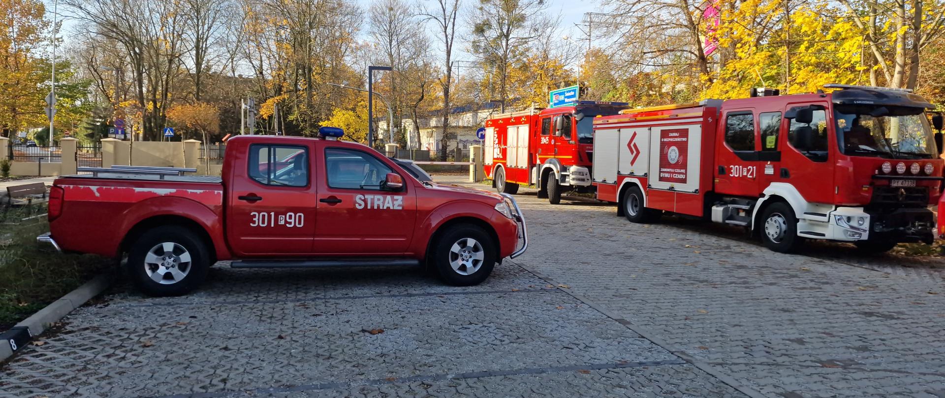 Ustawienie samochodów pożarniczych