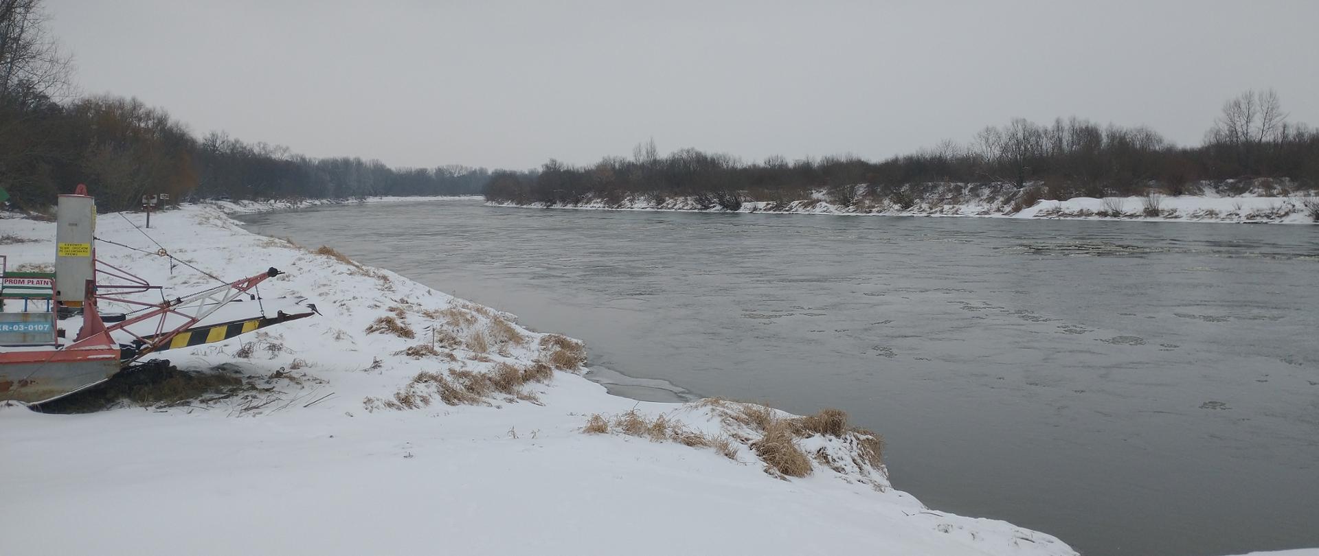 Rekonesans stanu wód i wałów na rzekach w powiecie kazimierskim z uwzględnieniem rzeki Wisła – powiat kazimierski.