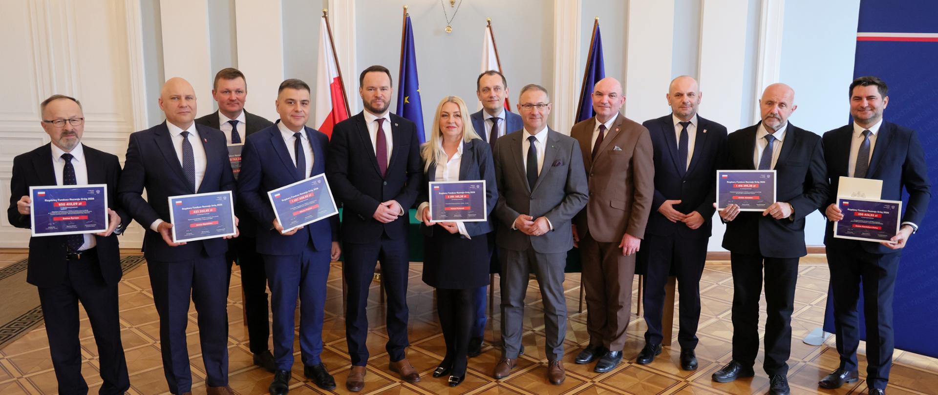 Miliony na drogi w powiecie puławskim
