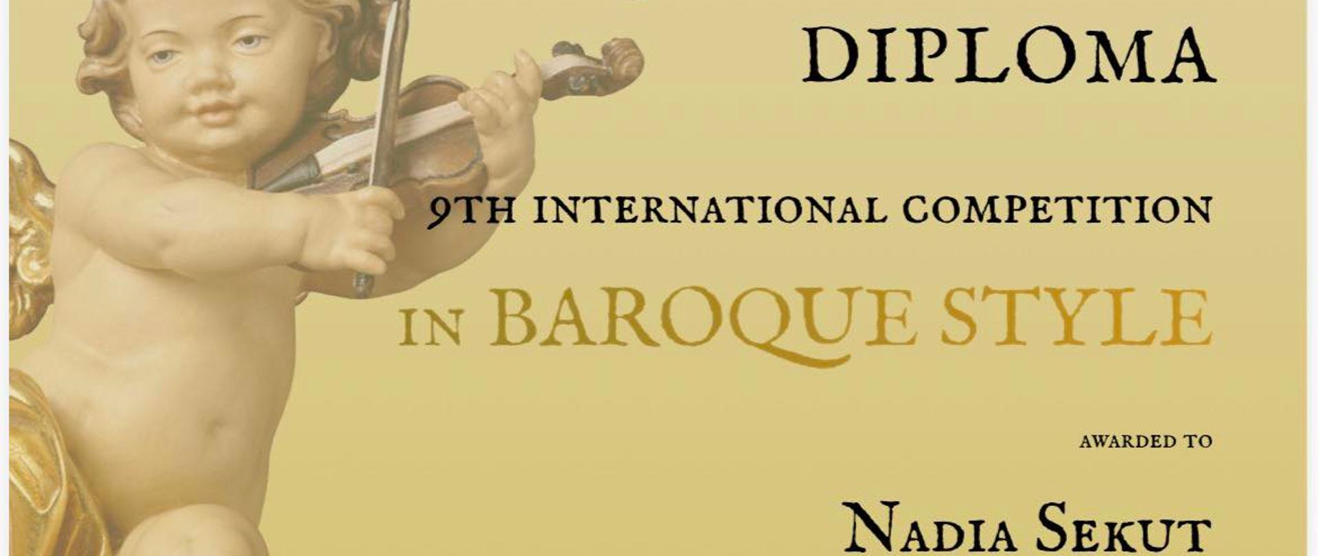 Żółte tło, białe i czarne litery. Z lewej strony wizerunek aniołka grającego na skrzypcach. W dolnym lewym rogu logotyp organizatora.