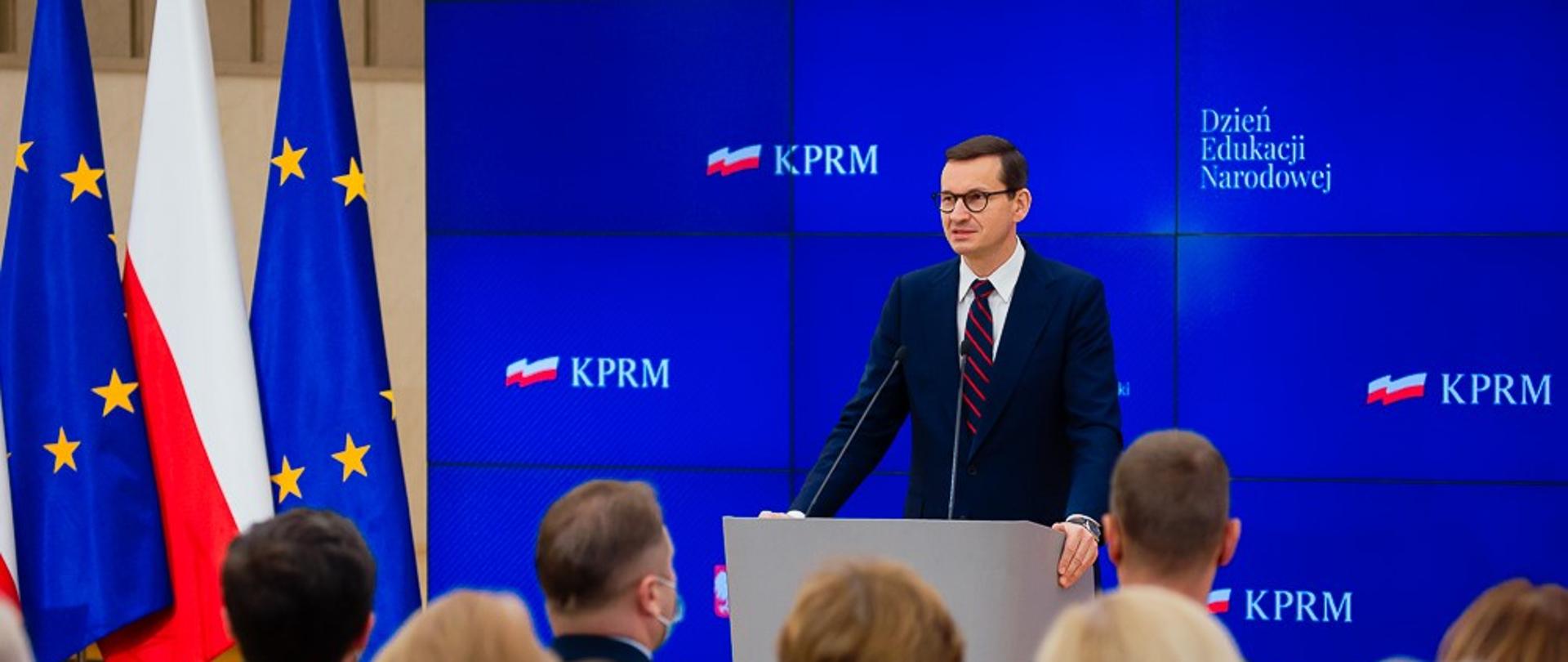 Premier Mateusz Morawiecki podczas obchodów Dnia Edukacji Narodowej