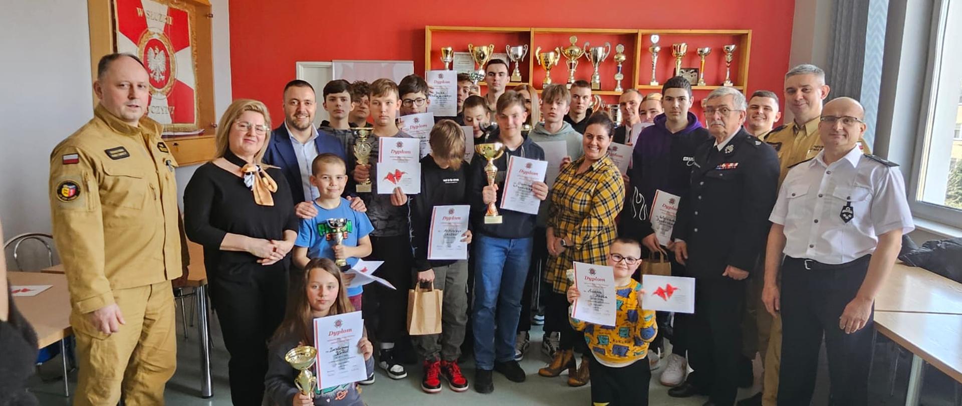 Eliminacje powiatowe Ogólnopolskiego Turnieju Wiedzy Pożarniczej ,,Młodzież zapobiega pożarom''