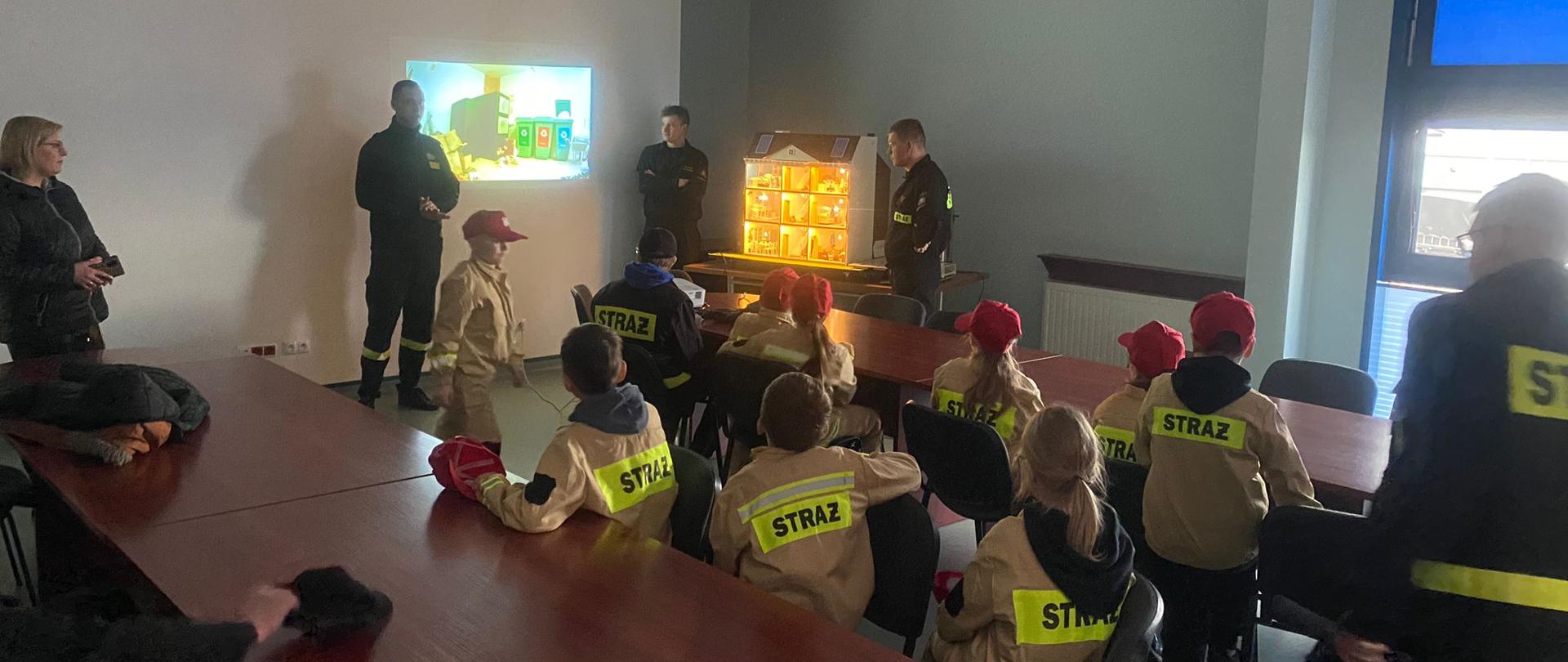 Bezpieczne ferie ze strażakami