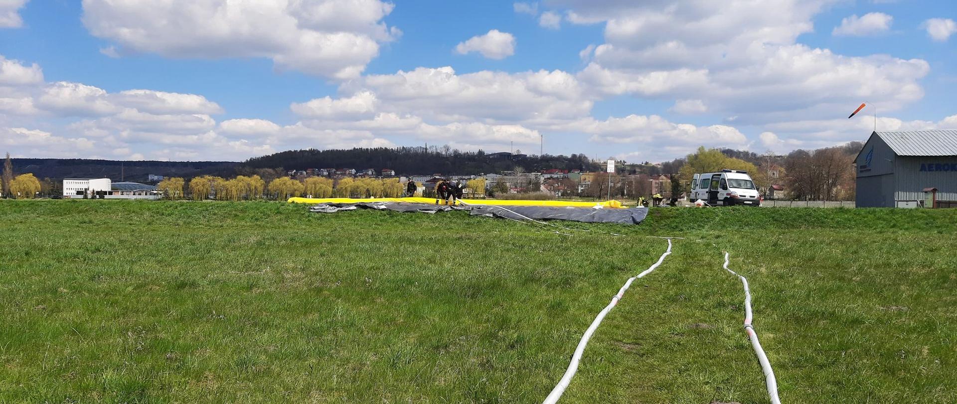 DOSKONALENIE ZAWODOWE JRG W PIŃCZOWIE- ĆWICZENIA
Z WYKORZYSTANIEM ZAPÓR PRZECIWPOWODZIOWYCH

