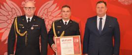 wyróżnieni strażacy