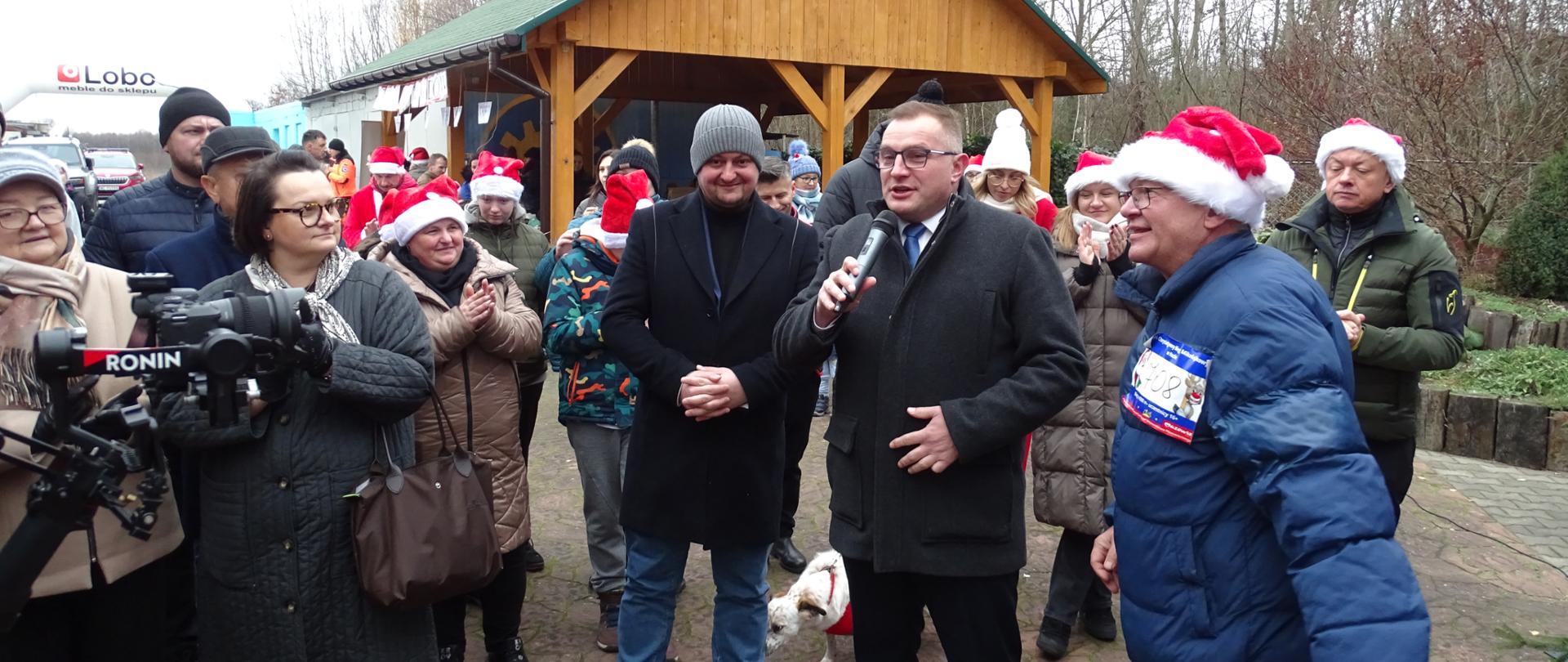 Sportowe i charytatywne Mikołajki w Hucie koło Lipska