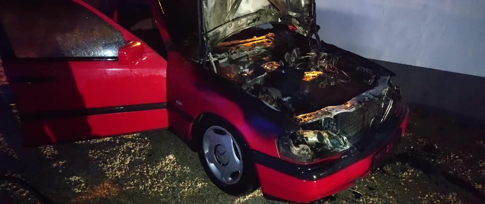 Pożar samochodu osobowego w miejscowości Pogorzela