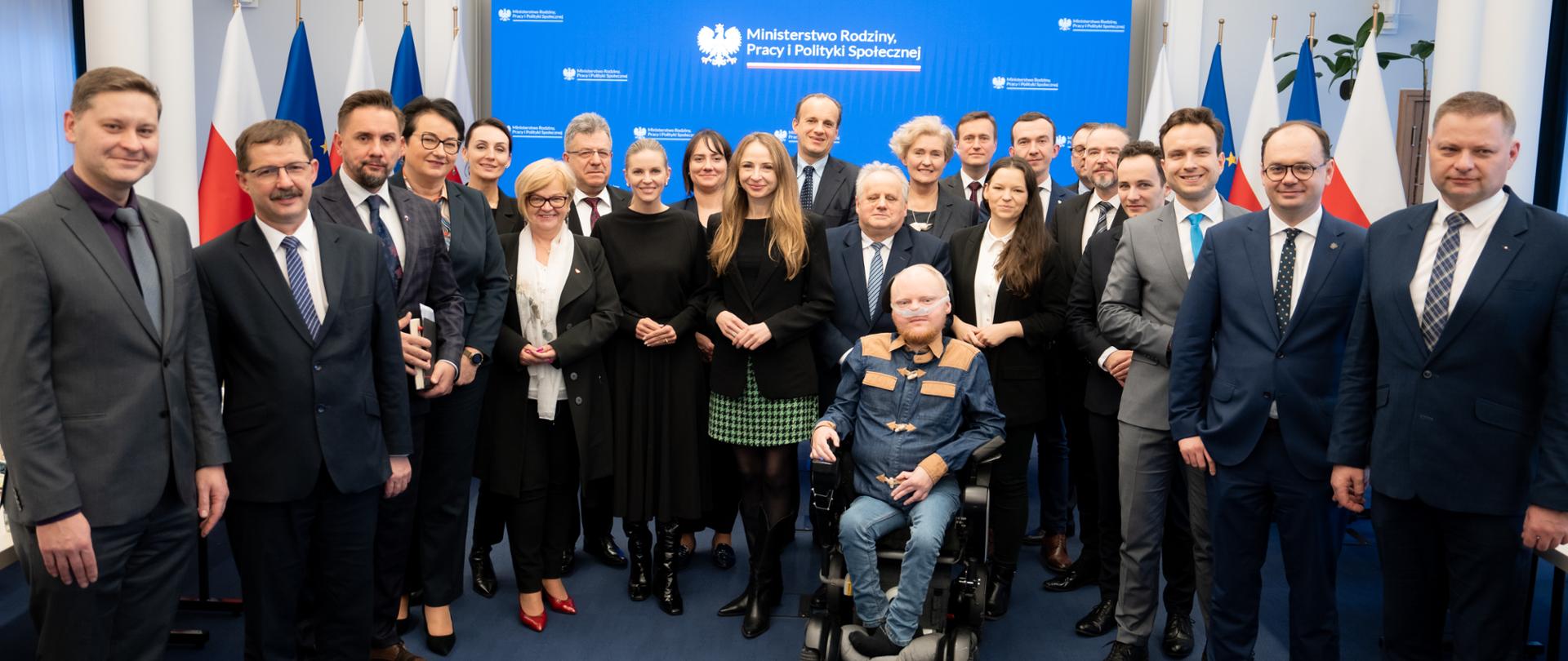 Ministra Agnieszka Dziemianowicz-Bąk na spotkaniu z wicewojewodami ds. społecznych: Zależy nam na partnerskich relacjach