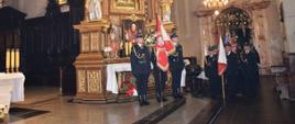Na zdjęciu poczet sztandarowy KM PSP w Przemyślu podczas mszy w archikatedrze przemyskiej