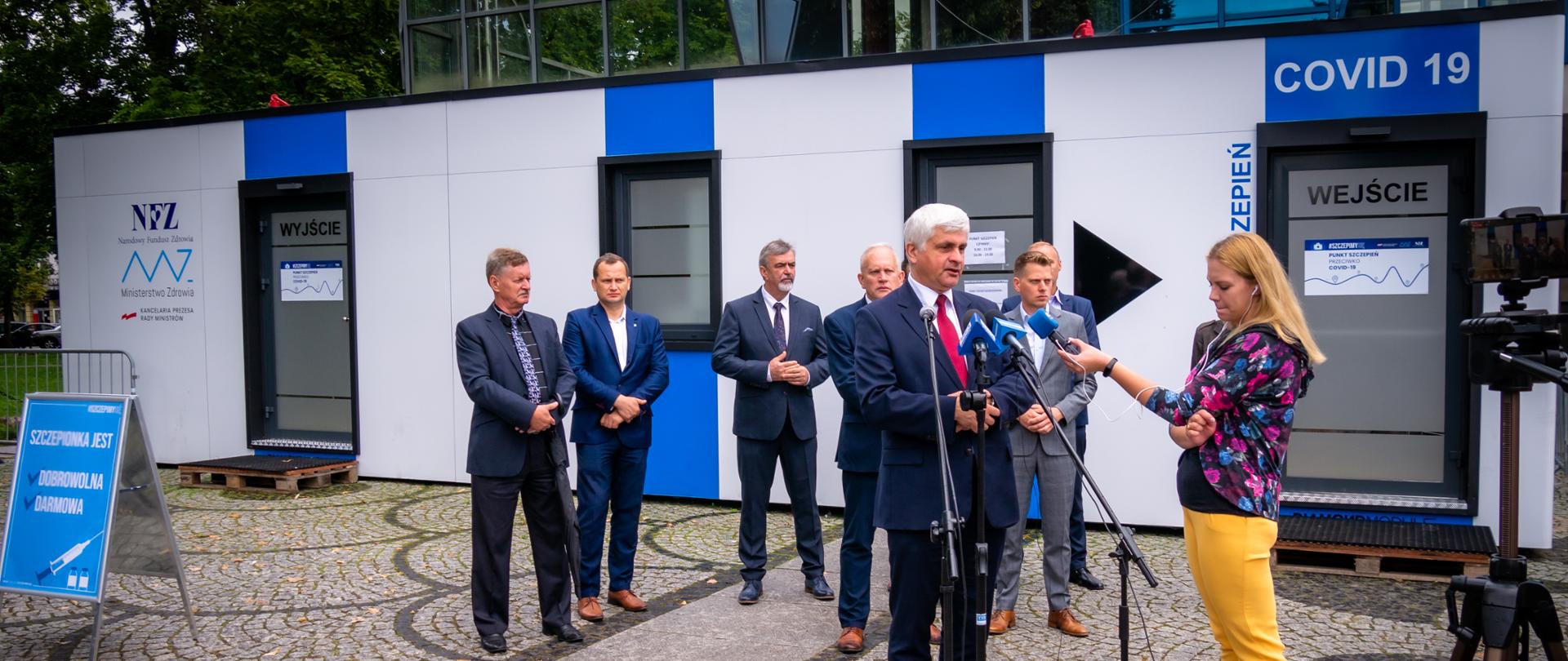 Mobilny punkt szczepień w Augustowie