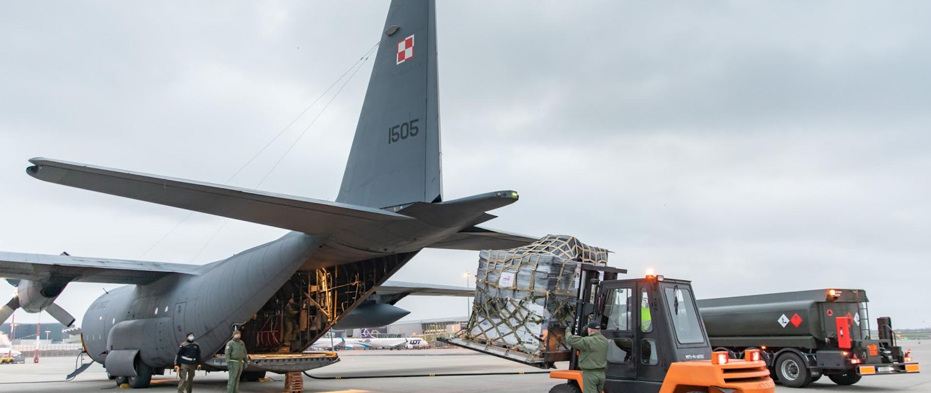 przekazanie pomocy dla Uzbekistanu i Kazachstanu