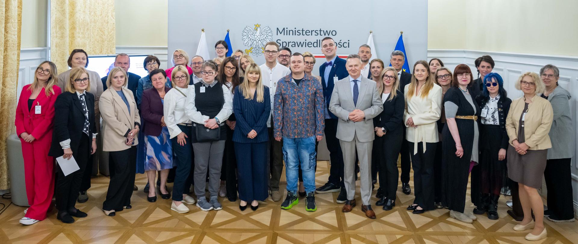 Dostępny wymiar sprawiedliwości zaczyna się od zrozumienia potrzeb innych osób. 