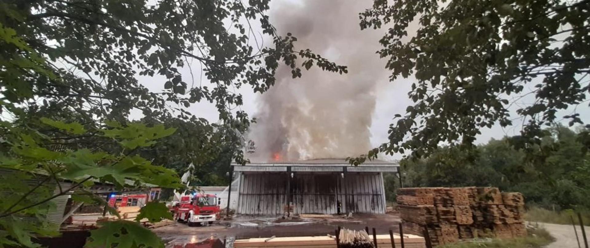  Paliła się suszarnia przy tartaku