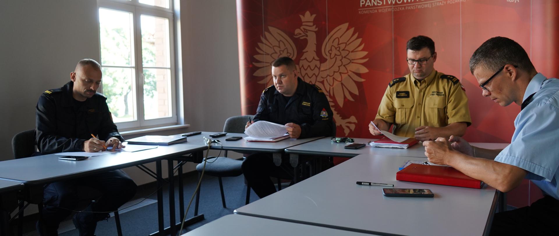 Wideokonferencja dotycząca programu #SzczepimySię z OSP