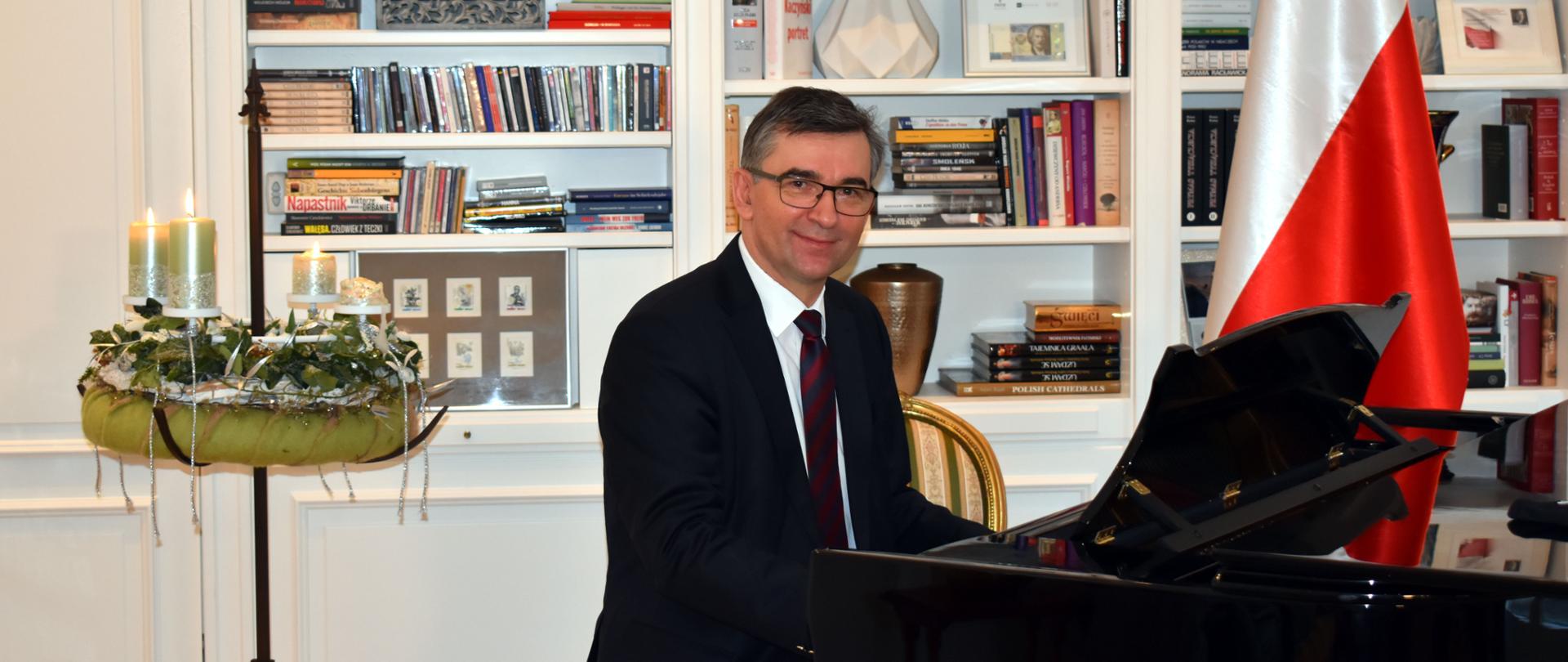 Weihnachtswünsche des Botschafters der Republik Polen in der Bundesrepublik Deutschland, Prof. Andrzej Przyłębski, an unsere deutschen Freunde und Nachbarn. Berlin 2020