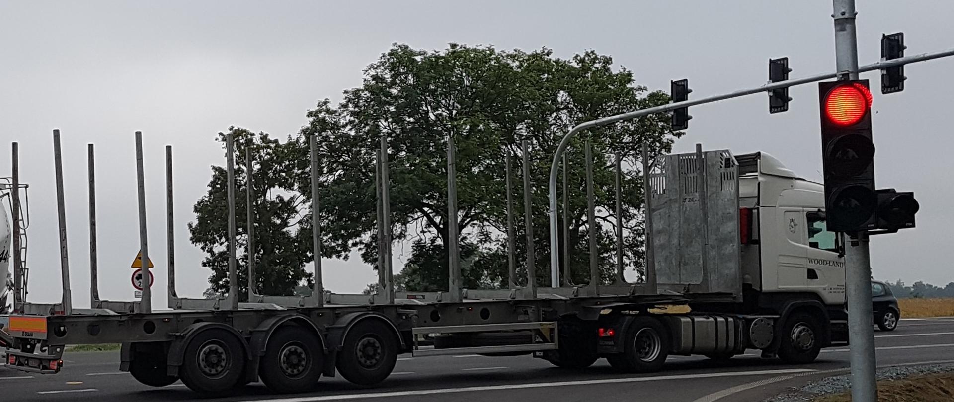 Sygnalizacja świetlna - światło czerwone