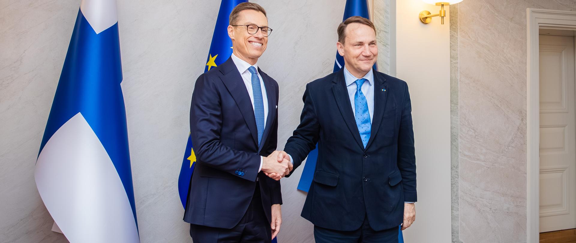 Podczas wizyty w Helsinkach szef polskiego MSZ spotkał się z prezydentem Finlandii Alexandrem Stubbem