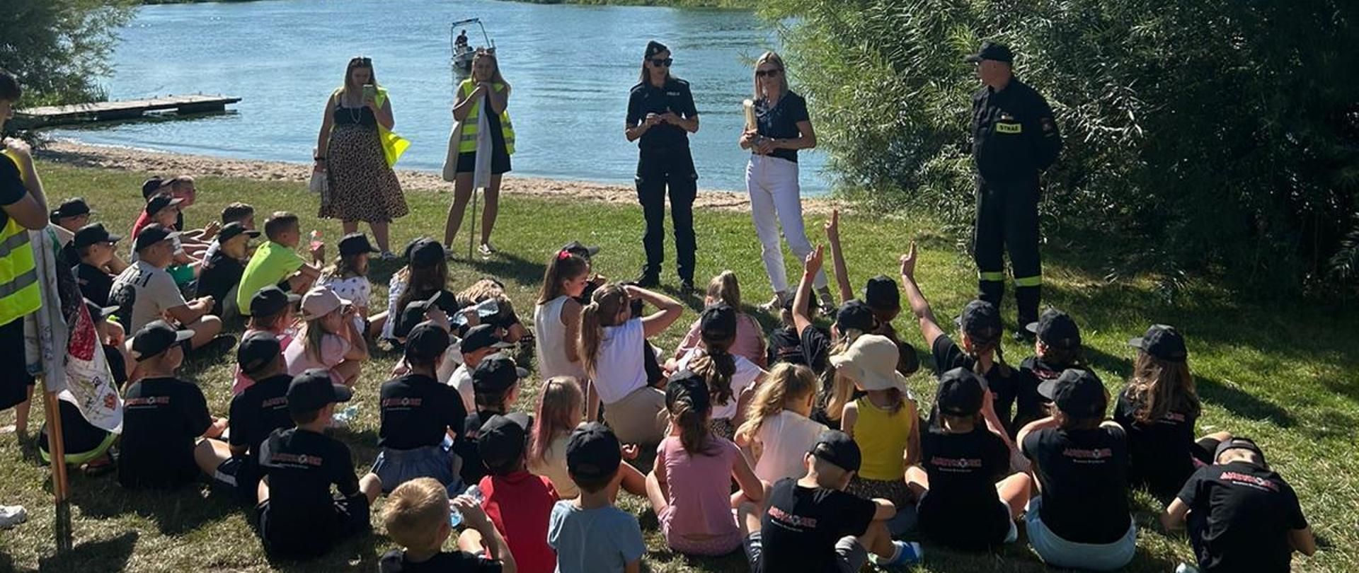 ,,Bezpieczne wakacje'' nad zalewem miejskim