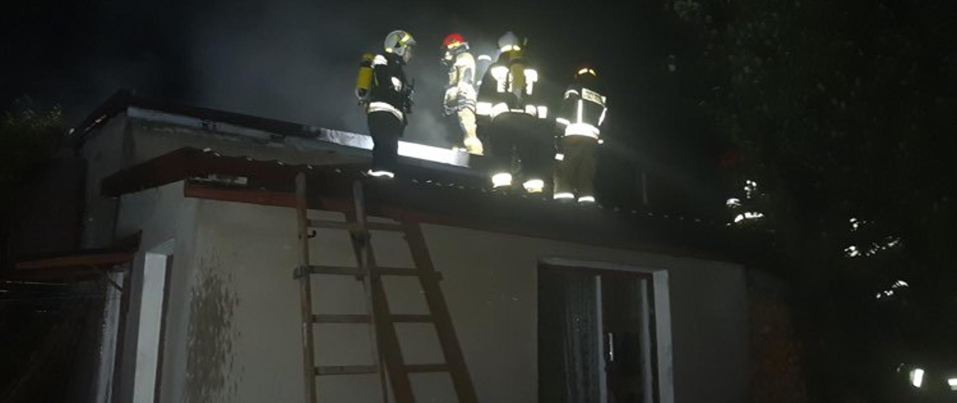 Pożar altany w Kościerzynie