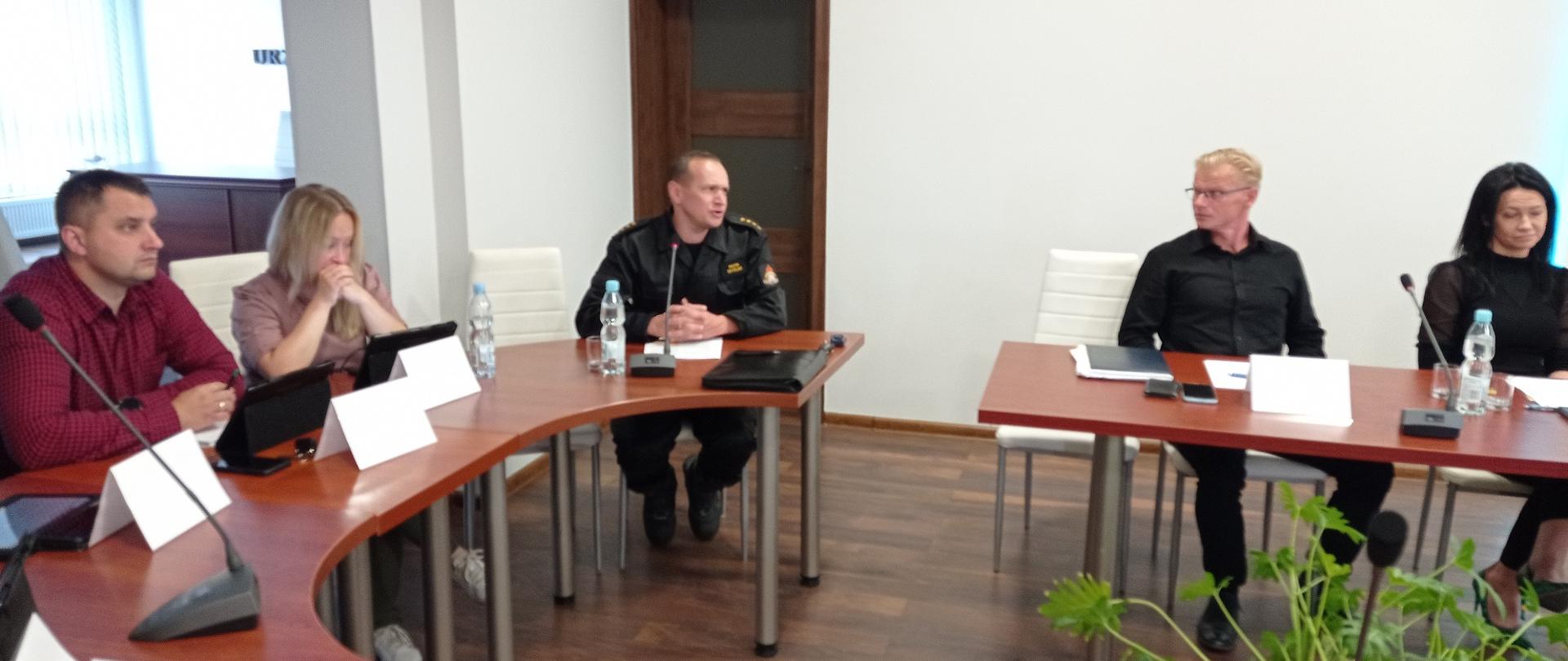 Prelekcja podczas sesji rady miasta 