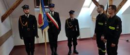 Ślubowanie nowo przyjętych strażaków