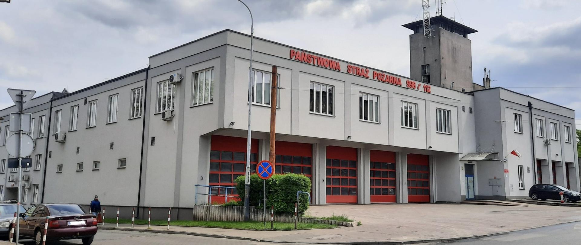 Budynek Jednostki Ratowniczo-Gaśniczej Nr 1 w Łodzi przy ulicy Zgierskiej