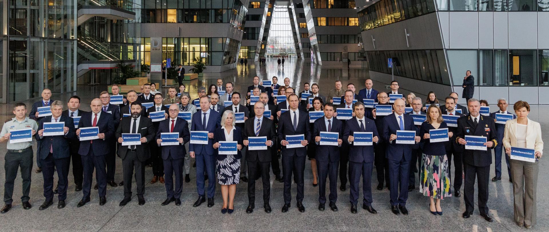 Ceremony hosted by the Italian and Polish delegations to NATO, marking the International Holocaust Remembrance Day.
Ambassador Haim Regev, Head of the Mission of Israel to the EU and NATO
Marco Peronaci (NATO Permanent Representative for Italy)
Tomasz Szatkowski (NATO Permanent Representative for Poland)
NATO Deputy Secretary General Mircea Geoană