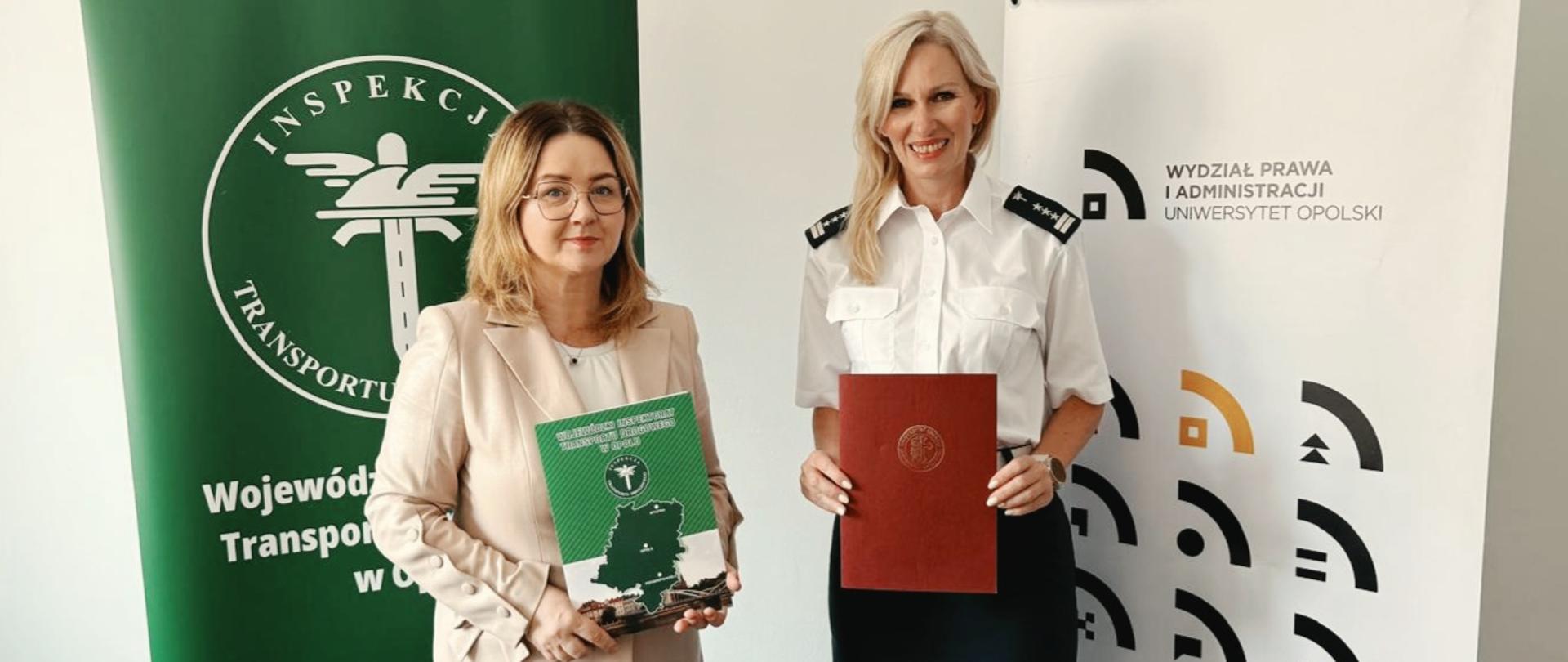Oficjalnie łączymy siły z Wydziałem Prawa i Administracji Uniwersytetu Opolskiego!
Dziś, Opolski Wojewódzki Inspektor Transportu Drogowego Anna Łysy oraz Dziekan WPiA UO dr hab. Ewa Pierzchała, prof. UO, podpisały oficjalne porozumienie o współpracy.