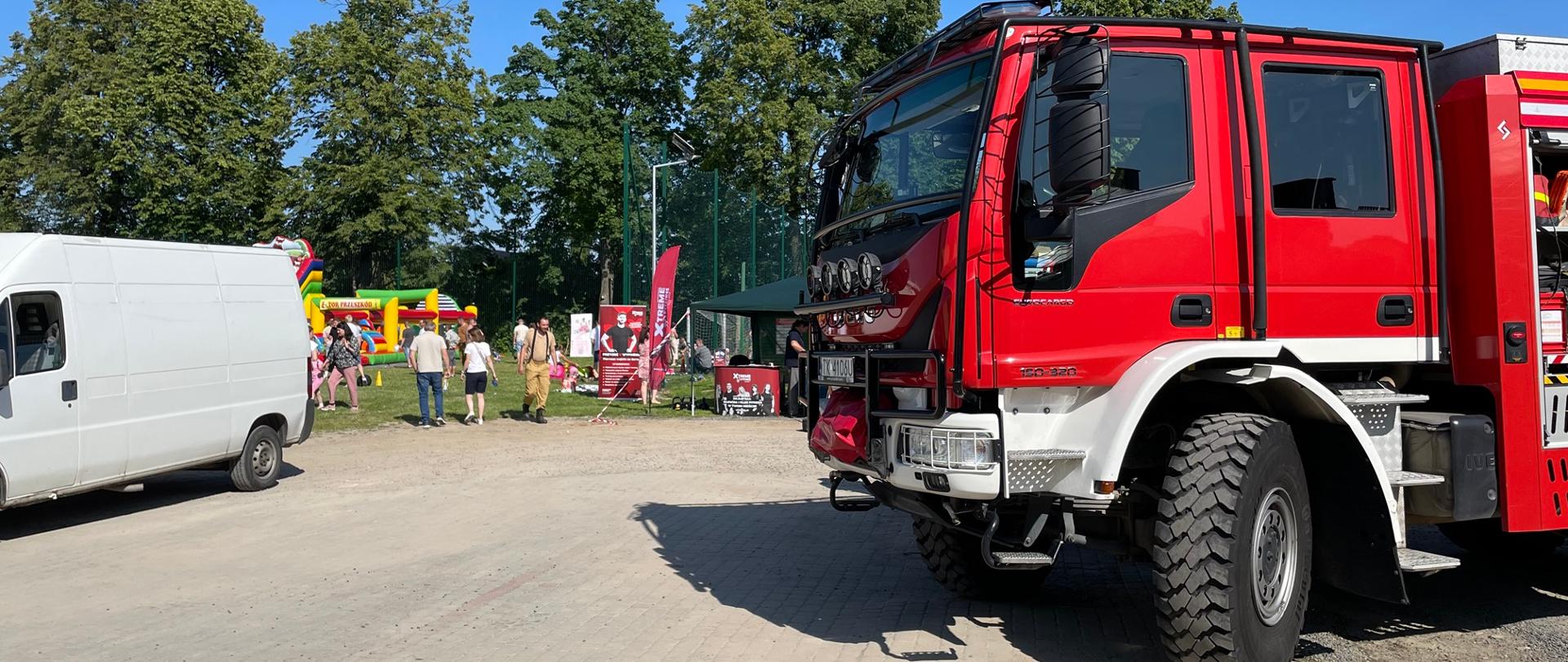 Wizyta Strażaków na piknikach rodzinnych w Gierlachowie oraz na osiedlu Huta