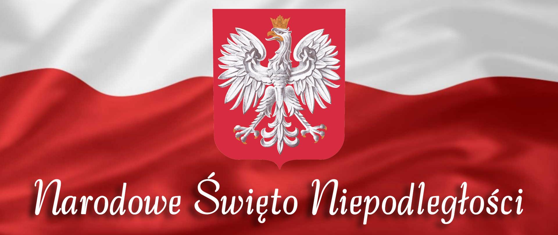 Grafika przedstawiająca biało czerwoną flagę narodową RP wraz z umieszczonym na środku godłem RP oraz napisem w kolorze czerwonym o treści 11 listopada 2020 umieszczonym w górnej części, także napisem w kolorze białym o treści Narodowe Święto Niepodległości umieszczonym w dolnej części.