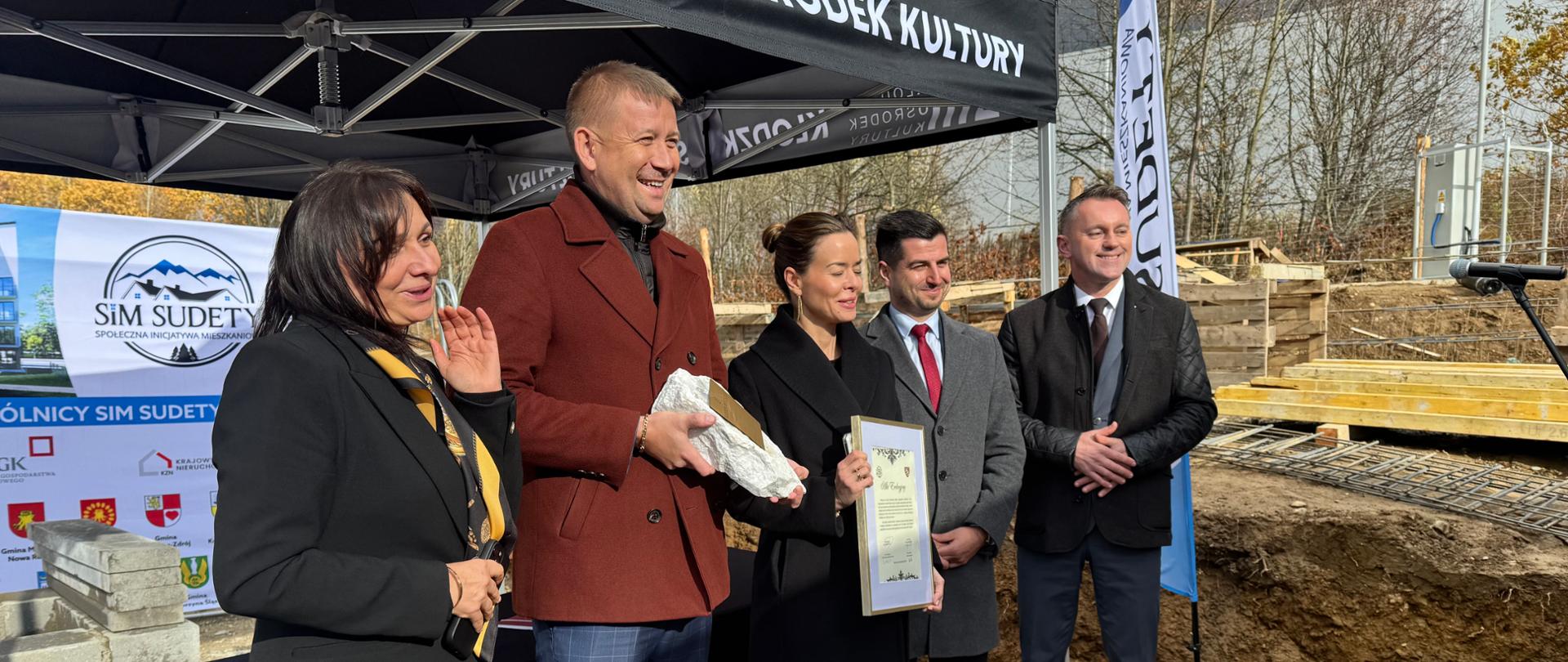 Wmurowanie kamienia węgielnego pod inwestycję SIM Sudety w Kłodzku