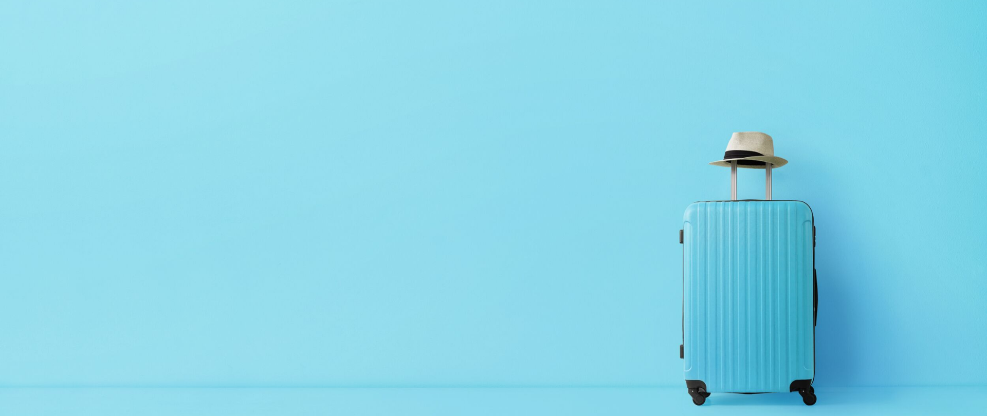 Walizka z kapeluszem.